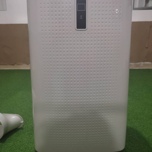 F&U RAΗ-1218 Portable Air Conditioner 12000 BTU like new