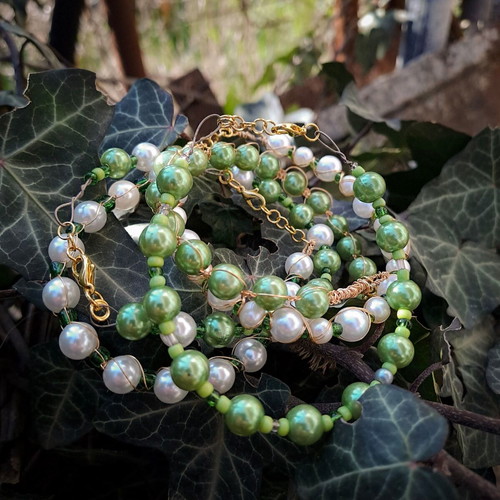Fairycore bracelet set with green beads and pearls new