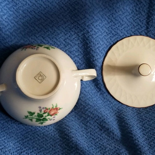 Vintage sugar bowl used in good condition