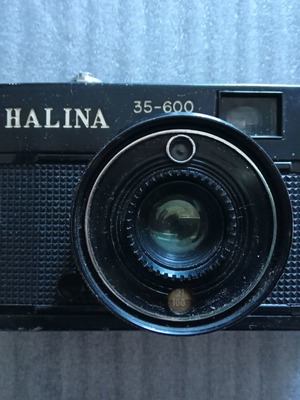 Halina 35-600 μεταχειρισμένη σε καλή κατάσταση με θήκη