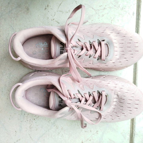 Fila trainers women's athletic shoes like new size 41 pink