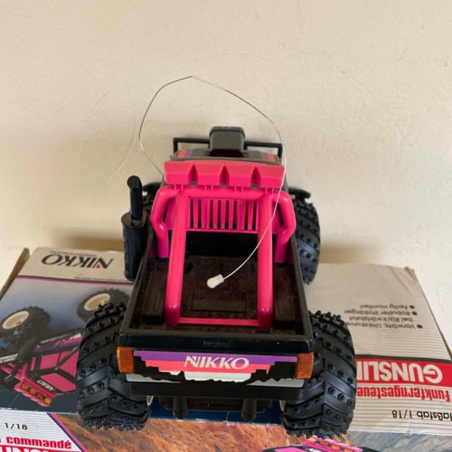 Nikko Gunslinger 1/18 remote control car used