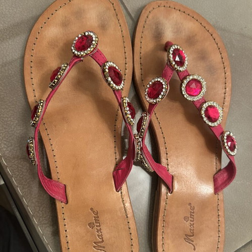 Maxime leather sandals with large fuchsia stones and crystals, like new