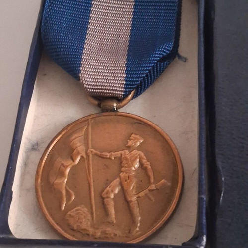 National Resistance 1941–1945 Commemorative Medal with Original Box