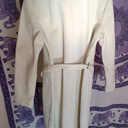 Ecru leather coat like new
