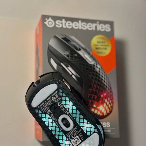 SteelSeries Aerox 5 gaming mouse like new in excellent condition