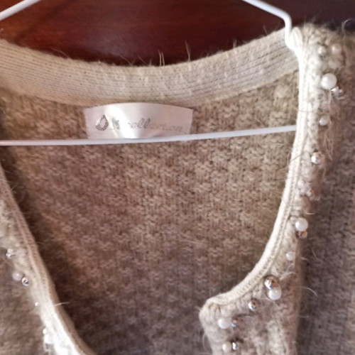 Women's cardigan like new, beige with details