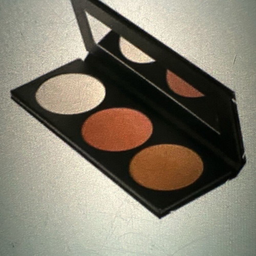 Dido K Tarabanko Make Up palette new with highlighter, contour & rouge
