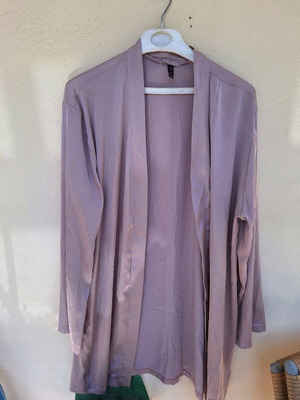 Satin robe pink XL used