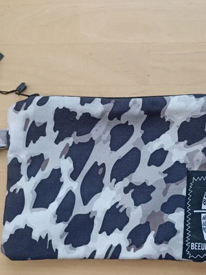 Несесер Bee Unusual Greige Black нов