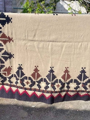 Παραδοσιακό χάλι μεταχειρισμένο, υφαντό στον αργαλειό