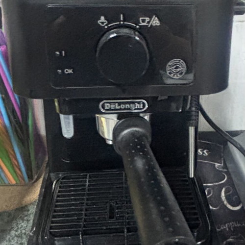 DeLonghi coffee machine LKE, black