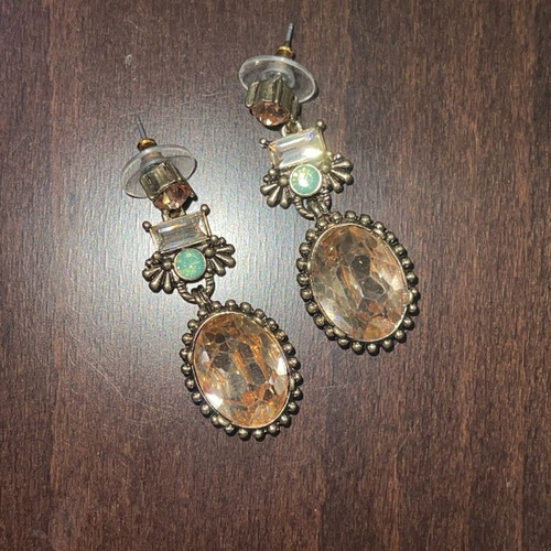 Oval stone earrings new, cast design