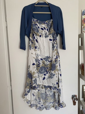 BSB dress and ToiMoi bolero set, white and blue