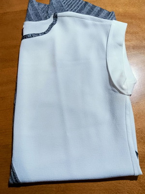 Zara blouse white and grey size L like new
