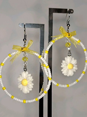 Χειροποίητα σκουλαρίκια κρίκοι με μαργαριτούλες νέα