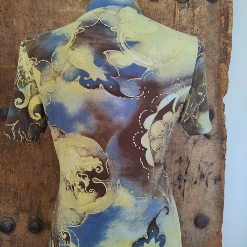 Vintage Y2K Asian Style Fairycore Top with Keyhole Cutout and Floral Print used, size M