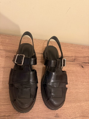 Escart leather sandals like new, black, size 38