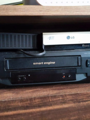 Sony SLV-SX710 Hi-Fi Stereo VHS video recorder used