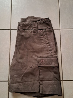Nike ACG Cargo Shorts camo, like new