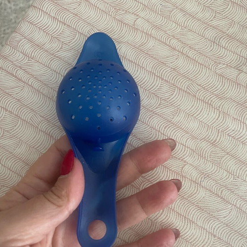 Tupperware plastic sieve new, small, blue