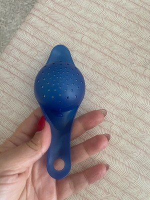 Tupperware plastic sieve new, small, blue