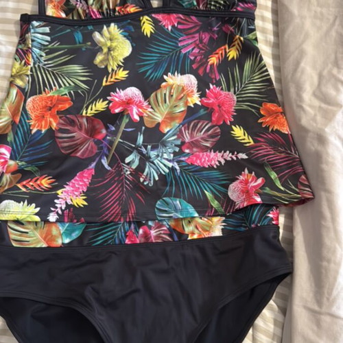 Dorina Maternity Swimsuit XL like new