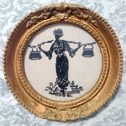 Retro round gobelin 'Woman with water jugs' in gold ornate frame, 21 cm diameter