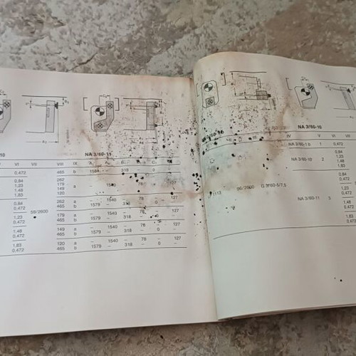 Mercedes 1982 service and manual books used, truck