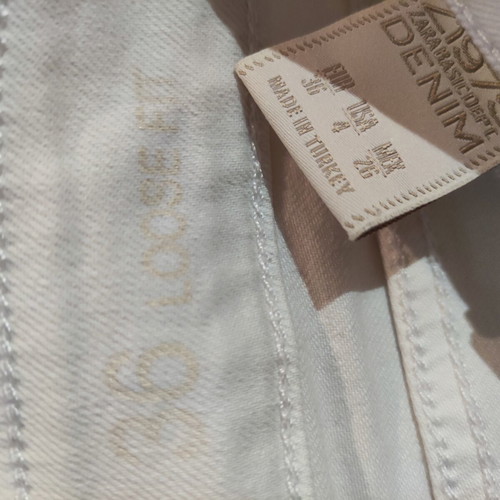 Zara white jeans like new with rips size S