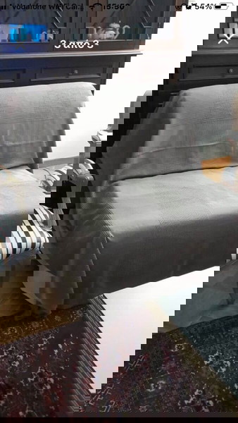 ΠΩΛΕΙΤΑΙ ΠΟΛΥΘΡΟΝΑ ΚΡΕΒΑΤΙ ΣΕ ΑΡΙΣΤΗ ΚΑΤΑΣΤΑΣΗ ΜΑΖΙ ΜΕ  ΔΥΟ ΖΕΥΓΑΡΙΑ ΣΕΝΤΟΝΙΑ ΚΑΙ ΜΑΞΙΛΑΡΟΘΗΚΕΣ.