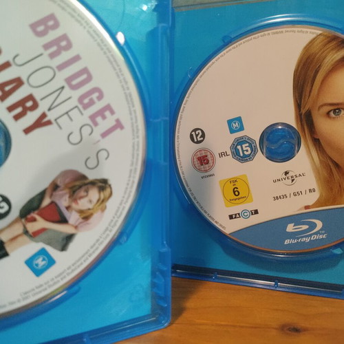 Bridget Jones's Diary 1 & 2 Blu-Ray set like new, romantic comedy