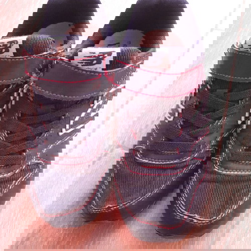 Αθλητικά παπούτσια New Balance 32 μεταχειρισμένα σε πολύ καλή κατάσταση