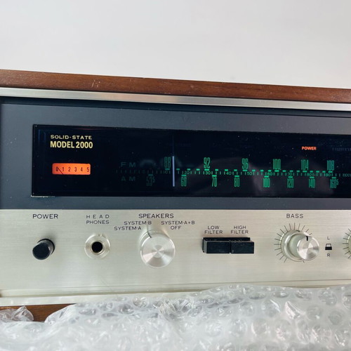 Sansui Solid State Model 2000 AM/FM MPX Stereo Tuner Amplifier like new