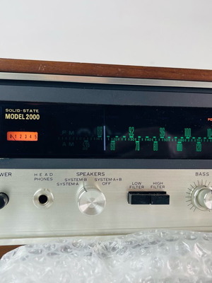 Sansui Solid State Model 2000 AM/FM MPX Stereo Tuner Amplifier like new