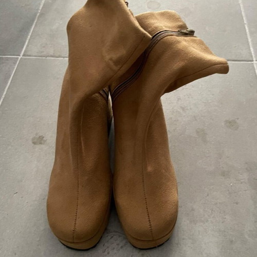 Sock boots like new, camel color, size 39, women's