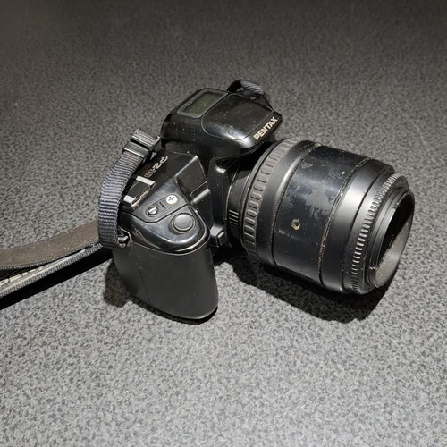 Pentax PZ-10 (Z-10) 35mm SLR analog camera used with zoom lens