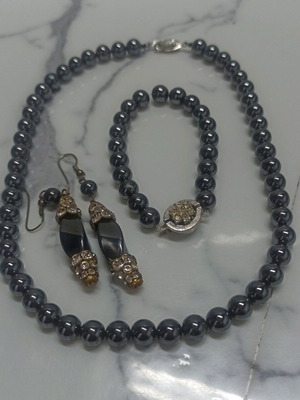 Hematite necklace, bracelet and earrings set 80s with 925 silver clasp vintage like new