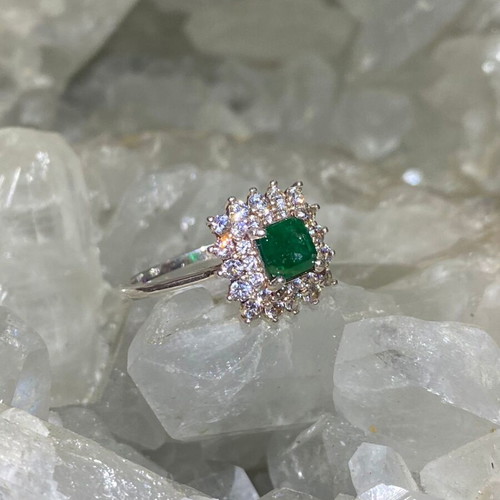 Silver ring with natural emerald and moissanite, new