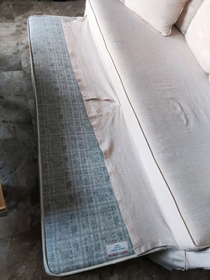 Neoset sofa with sliding bed