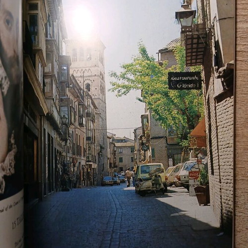 Book This is Toledo used, English