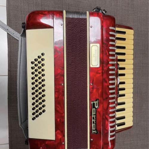 Parrot accordion
