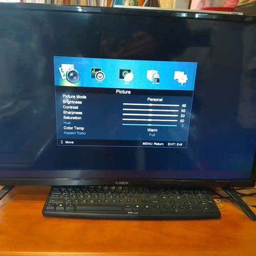 Turbo X TV 32 used, functional, digital DVB-T2 channels