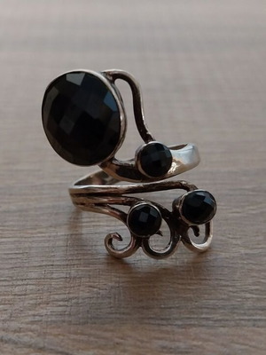 Handmade silver ring with black onyx stones, new