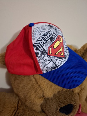 Καπέλο Superman medium σαν καινούργιο, πολύχρωμο παιδικό-εφηβικό