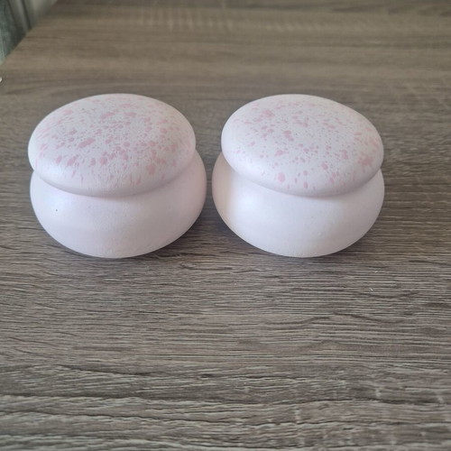 Ceramic macaron jewelry boxes with pink splashes, set of 4, like new