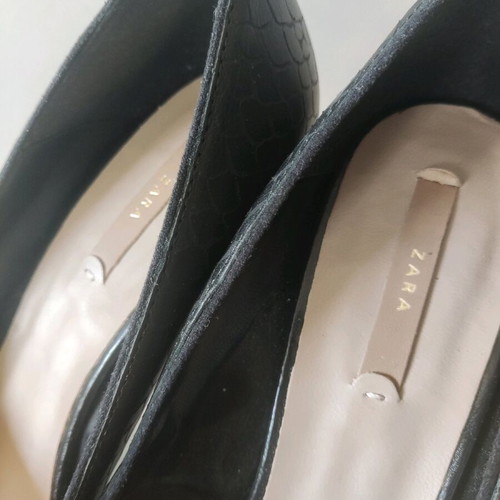 Γόβες Zara νούμερο 41 σαν καινούργιο, μαύρες ματ με στρογγυλεμένη μύτη