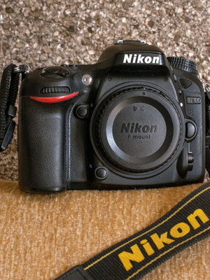 Nikon D7100 σώμα μεταχειρισμένο με 17.159 κλικ, πλήρες σετ