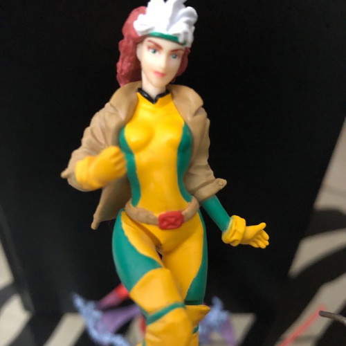 Rogue figure from X-Men 9 cm used, Marvel Comics