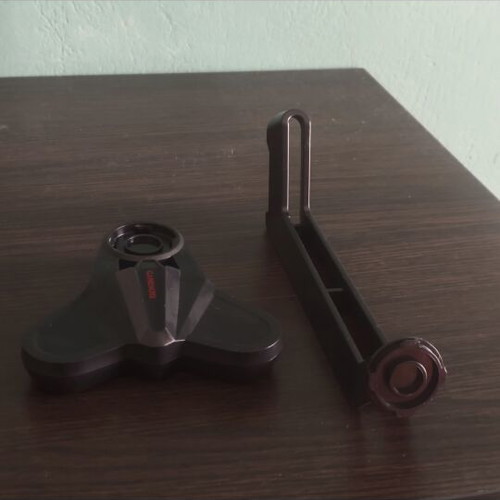 Havit headphone stand with red accents like new